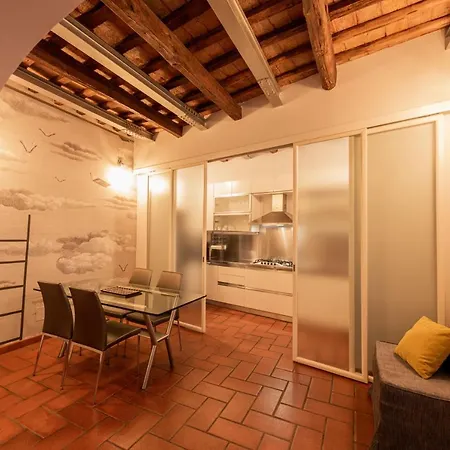 Anna Trevi - Luxury In